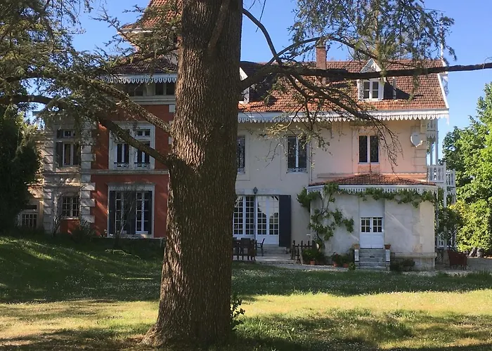 Manoir De L'epine 4*
