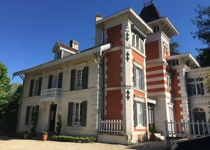 לינה וארוחת בוקר Manoir De L'epine