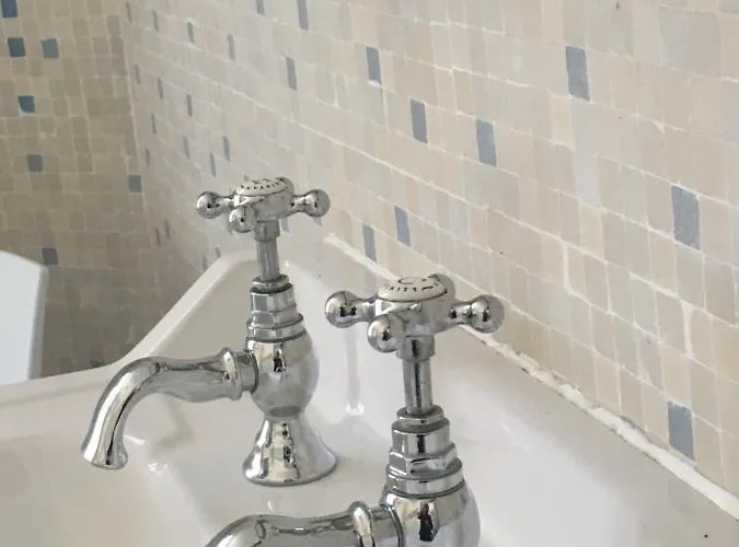 Manoir De L'epine לינה וארוחת בוקר