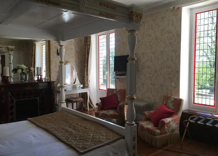 Manoir De L'epine 4*